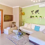 Holiday Hub Gozo - 3 Bedrooms Apartment Xewkija