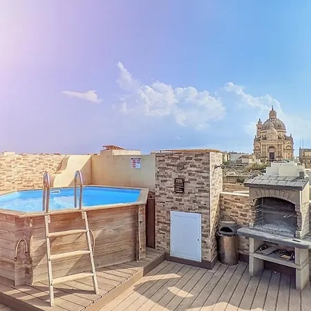 Lägenhet Holiday Hub Gozo - Rooftop Jacuzzi & Pool - 3 Bedrooms