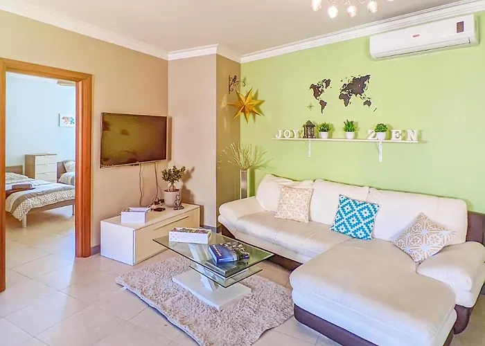 Holiday Hub Gozo - 3 Bedrooms Apartamento Xewkija